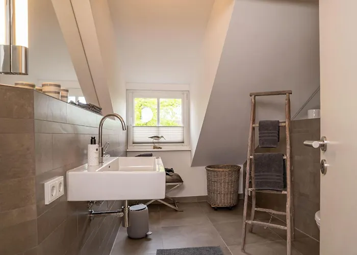 Ueber-den-daechern-von-burg * Fehmarn